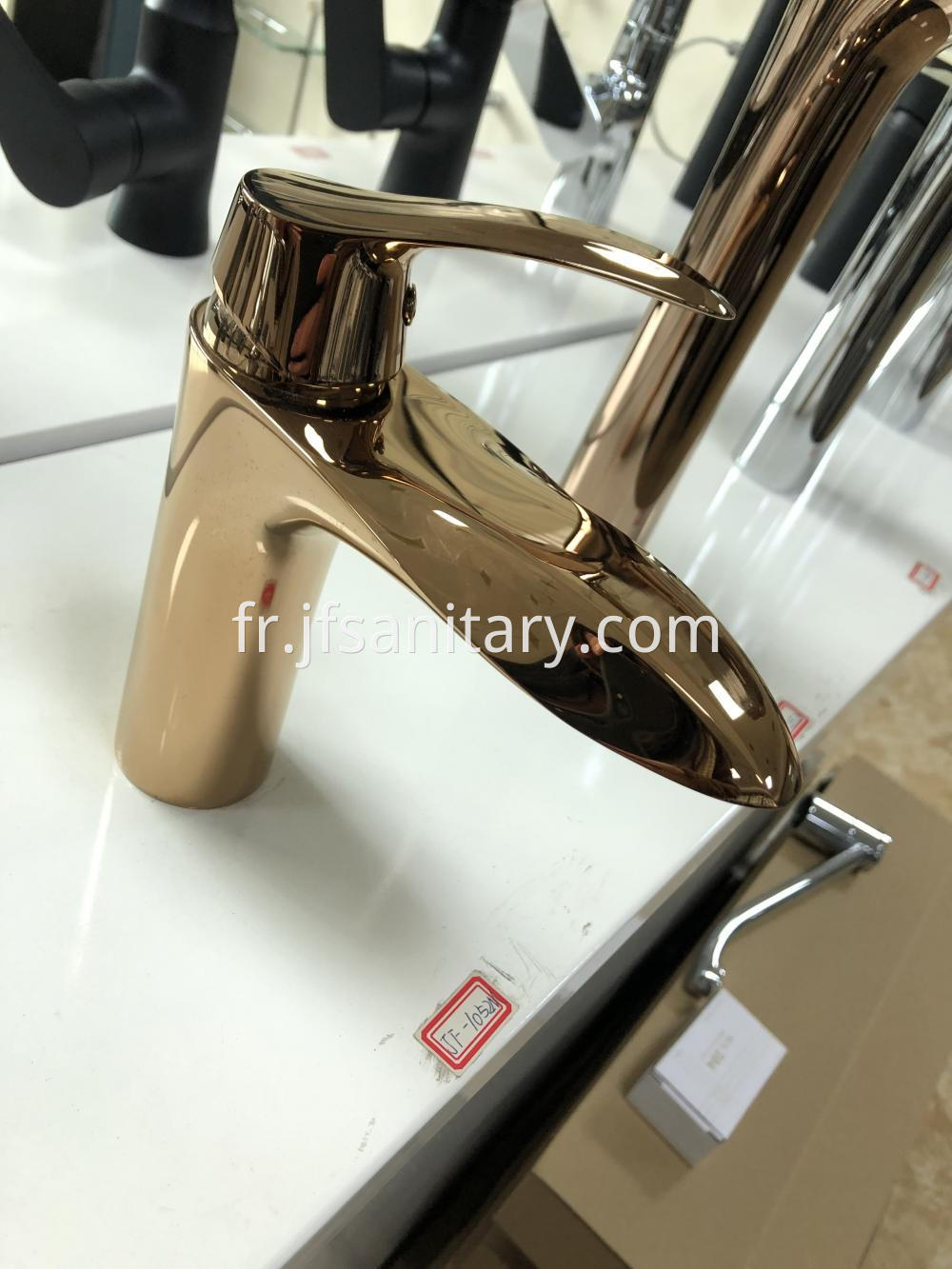 Luxury Brass Unique Design Wash Basin Faucets